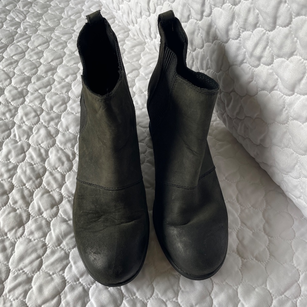 SOREL Joan of Arctic Wedge II Chelsea Boots Size 8.5 - Picture 2 of 7